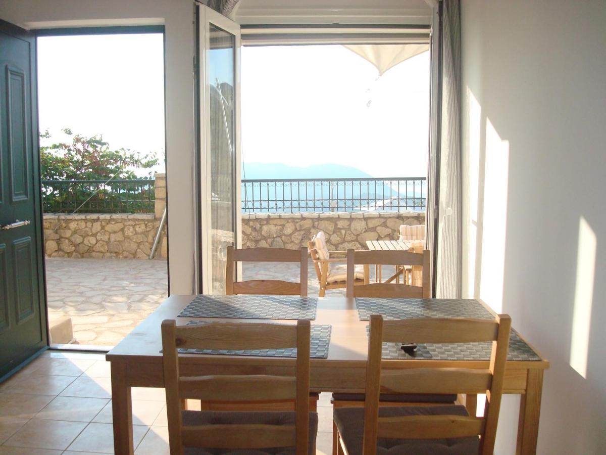 Merlot Village Rental Properties Karia  Ngoại thất bức ảnh