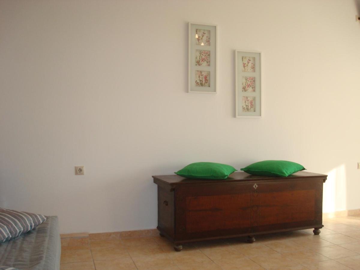Merlot Village Rental Properties Karia  Ngoại thất bức ảnh