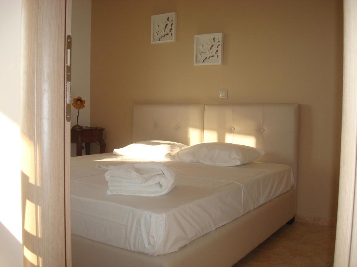 Merlot Village Rental Properties Karia  Ngoại thất bức ảnh