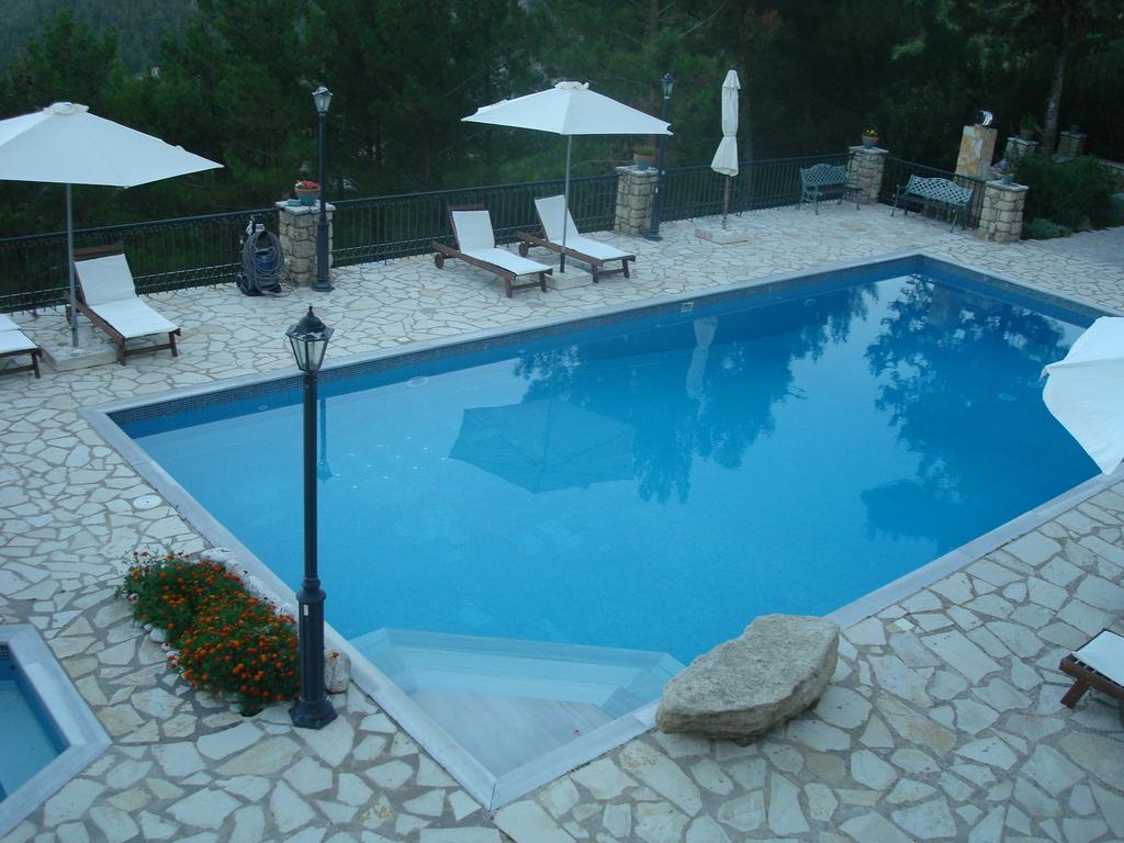Merlot Village Rental Properties Karia  Ngoại thất bức ảnh